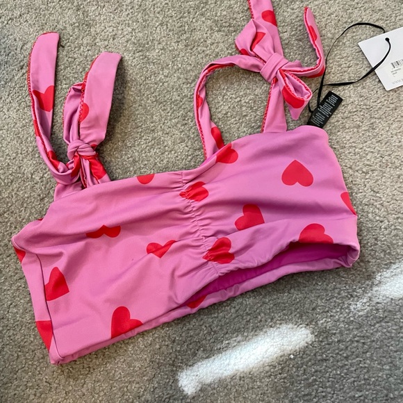 Beach Riot Other - NWT- beach riot heart sport bra